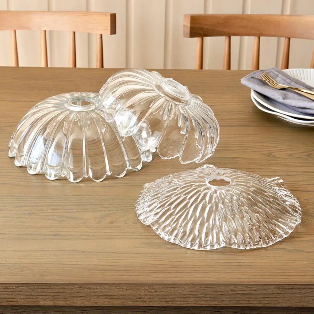 Camellia Easyfit Scalloped Glass Shade at 297mm