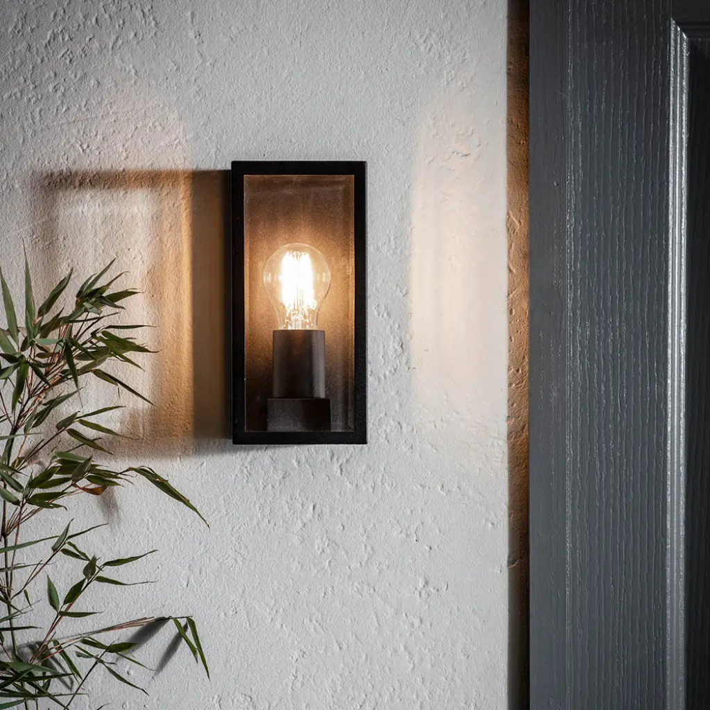 Oxford Black Wall Light IP44