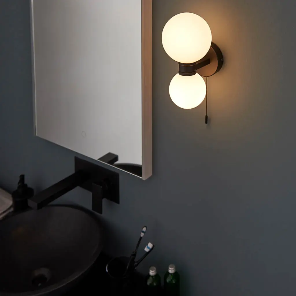 Pulsa Matt Black Wall Light