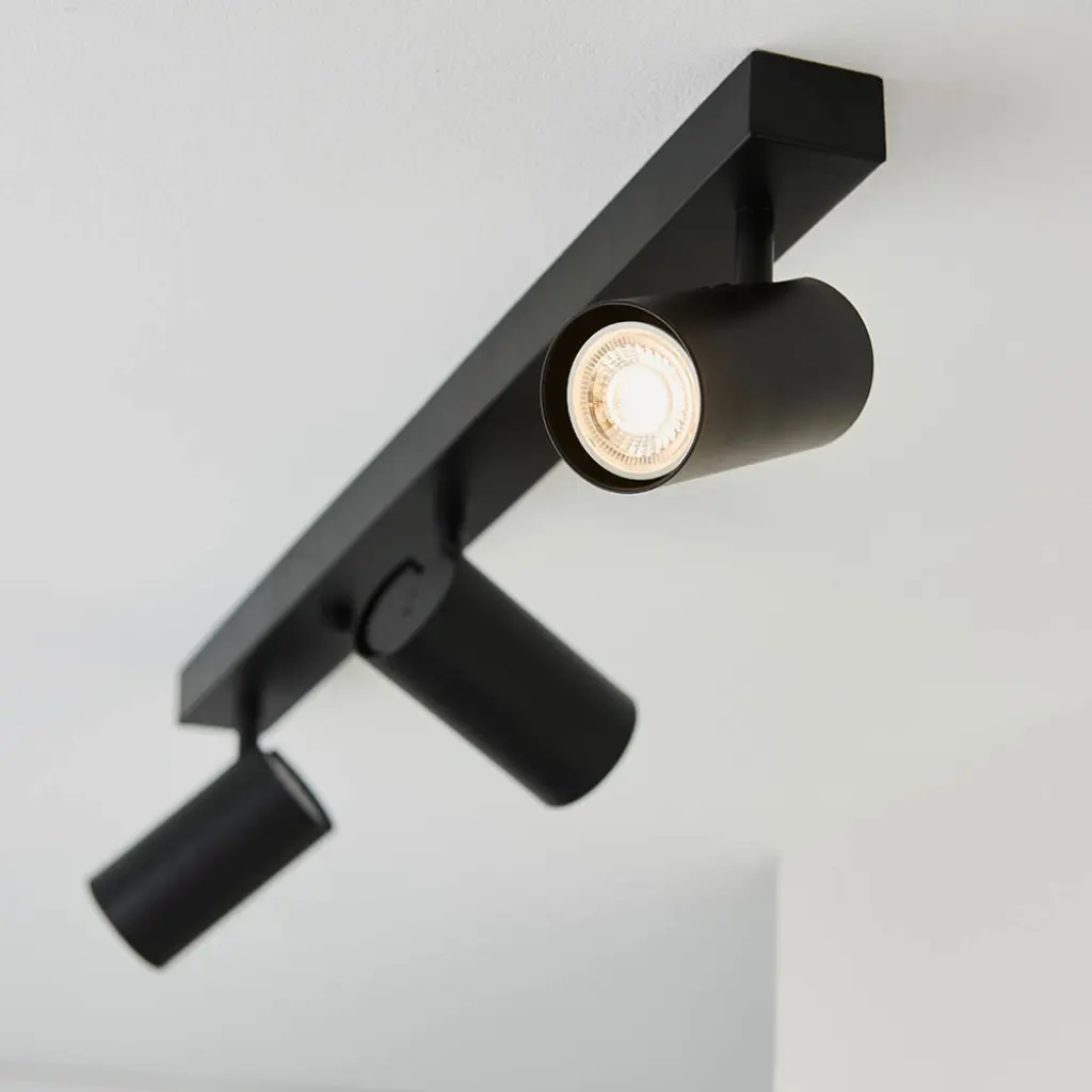 Rez 3 Light Flush Spotlight