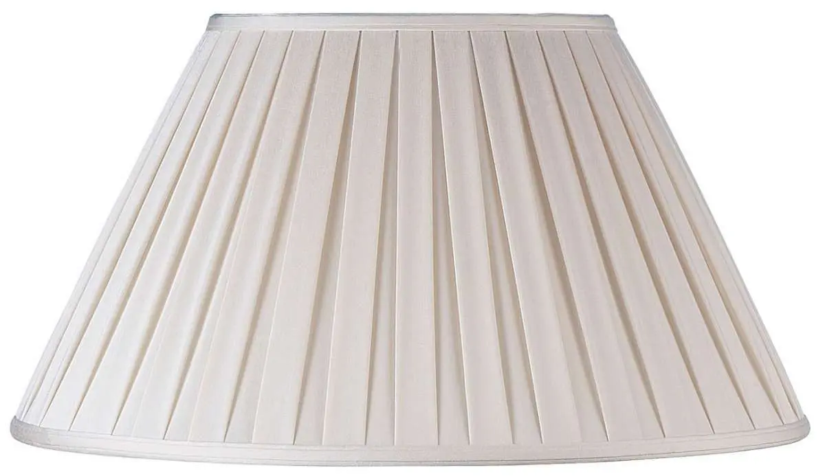 Carla 22 Cream Box Pleat Shade