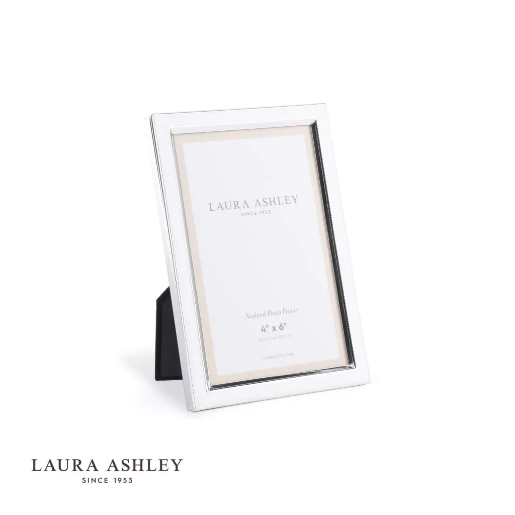 Neyland Silver Plated 4x6 Inch Photo Frame