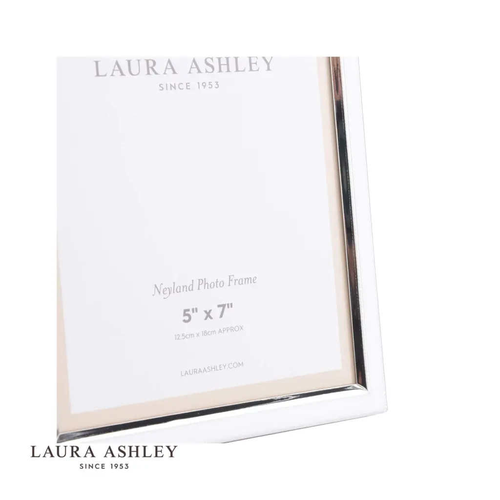 Neyland Silver Plated 5x7 Inch Photo Frame