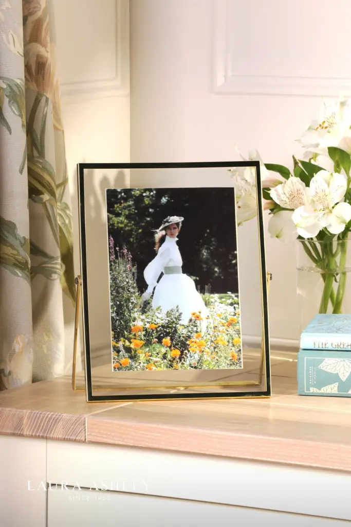 Moira 5x7 Inch Polished Gold & Glass Photo Frame