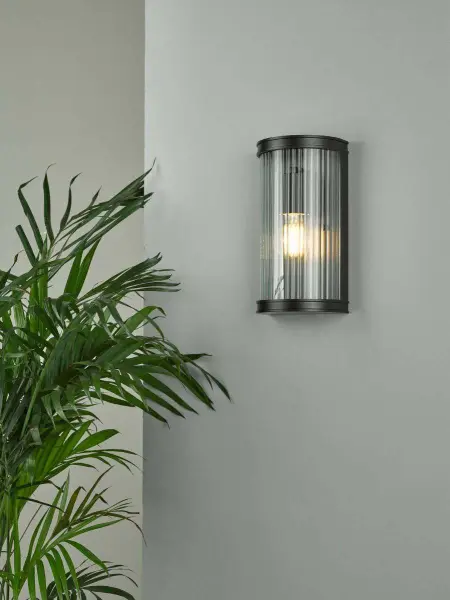 Anund Bathroom Wall Light in Matt Black IP44