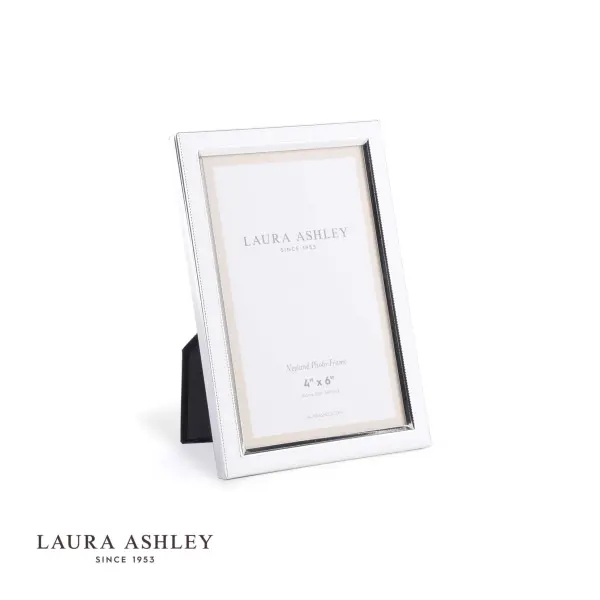 Neyland Silver Plated 4x6 Inch Photo Frame