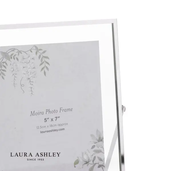 Moira 5x7 Inch Polished Silver & Glass Photo Frame