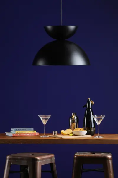 Riya Large Matt Black Pendant