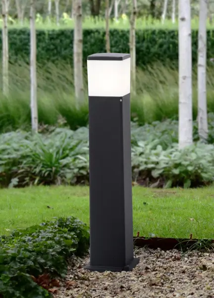 Virgilio 800mm Black Bollard with Opal Lens