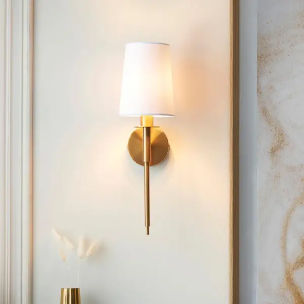 Roe Vintage Brass Wall Light C/W Shade