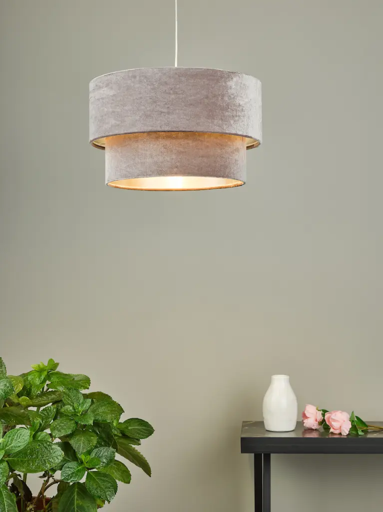 Suvan Easy Fit Mink Shade with Silver Lining