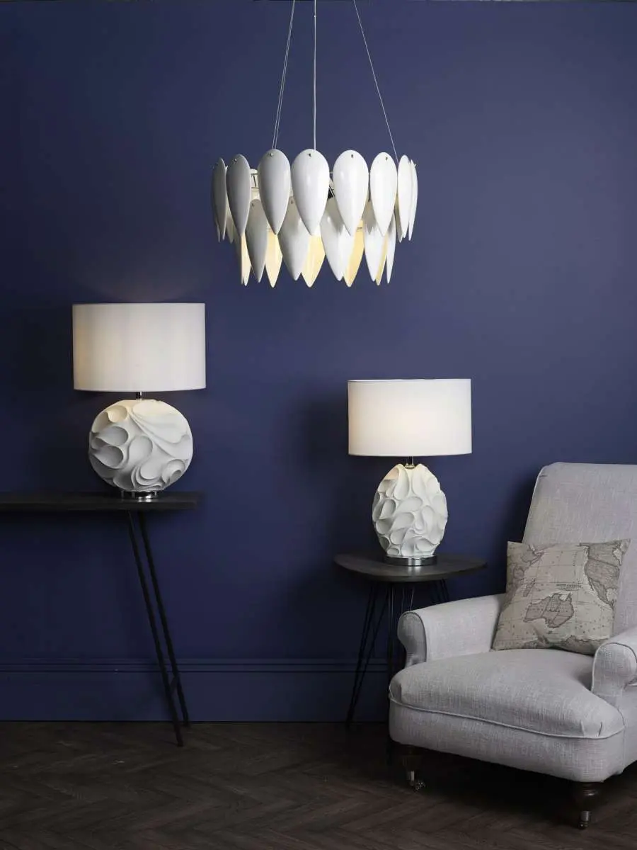 Zachary Table Lamp White Oval Cw Shd